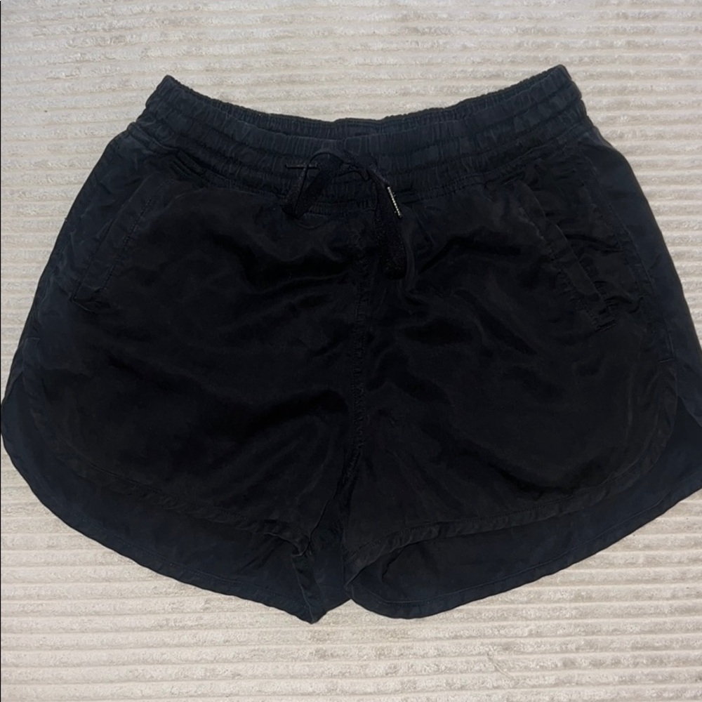 lulu lemon shorts